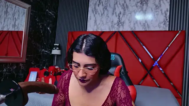 Snapshot of Violet_sl4ve chatting on February 27, 2026, 1:00 pm Violet sl4ve online show from February 27, 2026, 1:00 pm