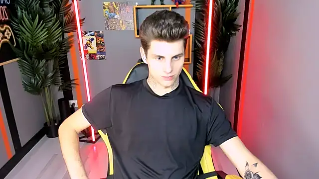 JackWolw online show from October 18, 2025, 10:12 pm