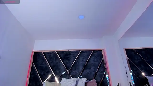 SusanaHenao online show from March 20, 2026, 4:41 pm