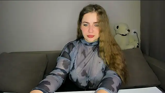 yourgem   online show from April 10, 2026, 2:40 am