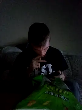 Snapshot of jizzyglizzy92 chatting on February 27, 2026, 6:46 am jizzyglizzy92 online show from February 27, 2026, 6:46 am