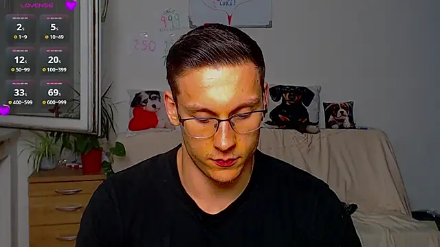 ZeinMiracles online show from April 9, 2026, 8:04 pm