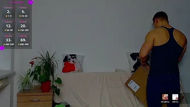 ZeinMiracles online show from March 26, 2026, 9:46 pm