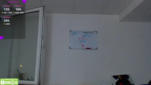 Snapshot of ZeinMiracles chatting on July 4, 2026, 8:57 pm ZeinMiracles online show from July 4, 2026, 8:57 pm