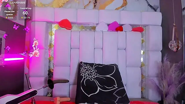 Natasha-Adams online show from February 7, 2026, 9:23 pm