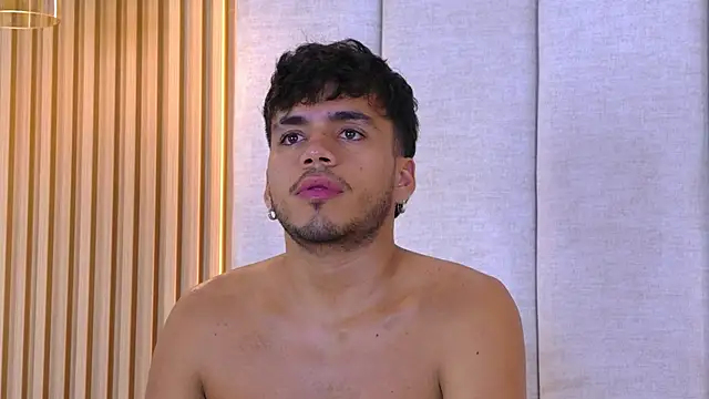 AlexanderJordan online show from December 4, 2025, 10:31 pm