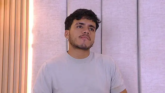 AlexanderJordan online show from October 28, 2025, 1:17 am