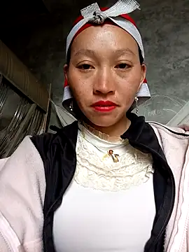 tcm-cute online show from November 18, 2025, 5:44 am