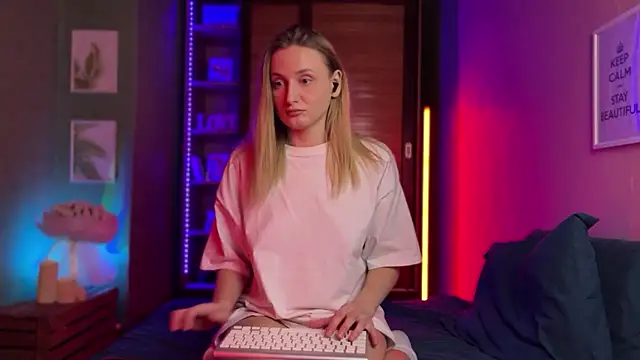 Snapshot of LovaMay chatting on February 22, 2026, 10:50 am LovaMay online show from February 22, 2026, 10:50 am