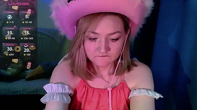 cute1stranger online show from October 24, 2025, 5:50 am