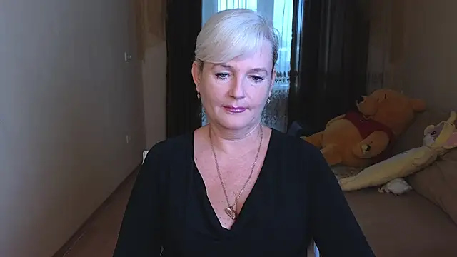 Snapshot of Vina_Vision chatting on September 18, 2025, 12:08 pm Vina Vision online show from September 18, 2025, 12:08 pm