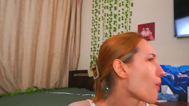 MaryroseRoeder online show from January 11, 2026, 3:13 am