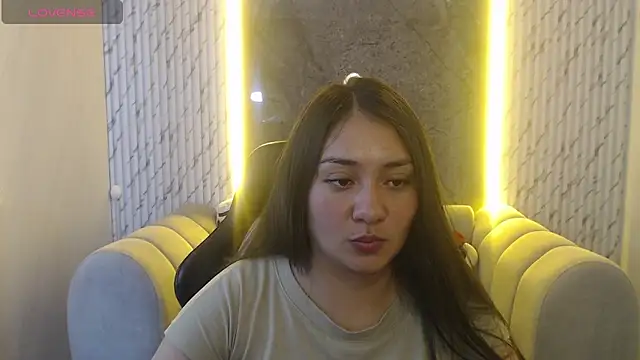 Ivony18 b online show from November 26, 2025, 3:17 am