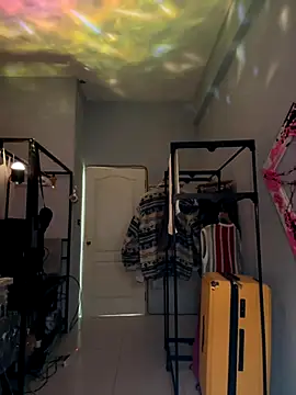 Snapshot of marz-z7-o chatting on November 3, 2025, 2:42 pm marz-z7-o online show from November 3, 2025, 2:42 pm