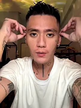 Snapshot of marz-z7-o chatting on November 14, 2025, 11:47 am marz-z7-o online show from November 14, 2025, 11:47 am