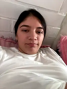 Snapshot of Xiomi_sexx chatting on November 2, 2025, 2:22 pm Xiomi sexx online show from November 2, 2025, 2:22 pm