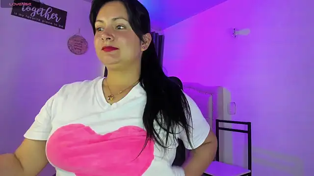 Snapshot of Sunnycurvymf chatting on November 10, 2025, 8:58 pm Sunnycurvymf online show from November 10, 2025, 8:58 pm