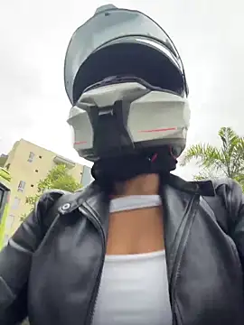 AlannaEvons online show from March 24, 2026, 8:09 pm