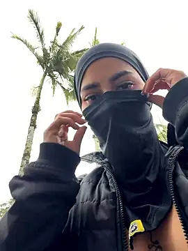 Snapshot of AlannaEvons chatting on January 6, 2026, 4:33 pm AlannaEvons online show from January 6, 2026, 4:33 pm