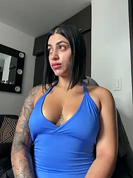 Snapshot of AlannaEvons chatting on February 10, 2026, 7:46 pm AlannaEvons online show from February 10, 2026, 7:46 pm