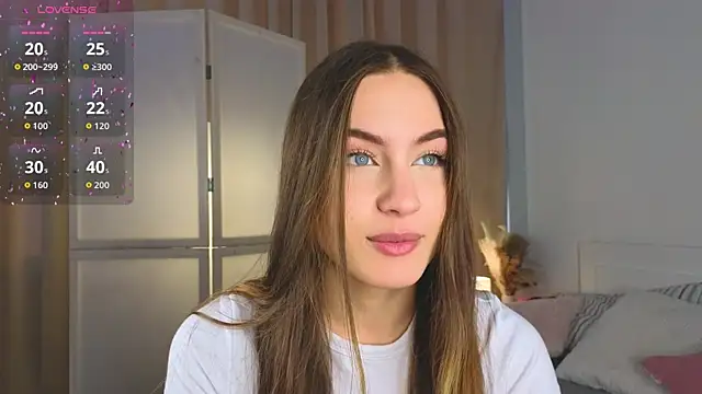 Snapshot of Moonlight1Sonata1 chatting on October 12, 2025, 9:10 am Moonlight1Sonata1 online show from October 12, 2025, 9:10 am