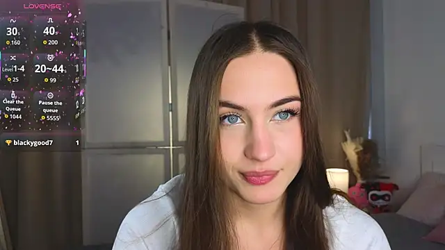 Snapshot of Moonlight1Sonata1 chatting on October 19, 2025, 9:12 am Moonlight1Sonata1 online show from October 19, 2025, 9:12 am