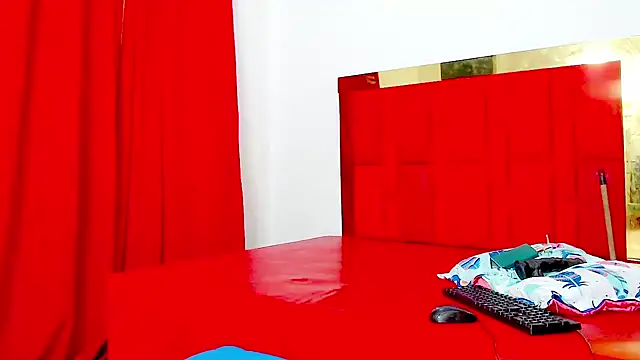 jamesrodriguez44 online show from November 4, 2025, 3:32 am