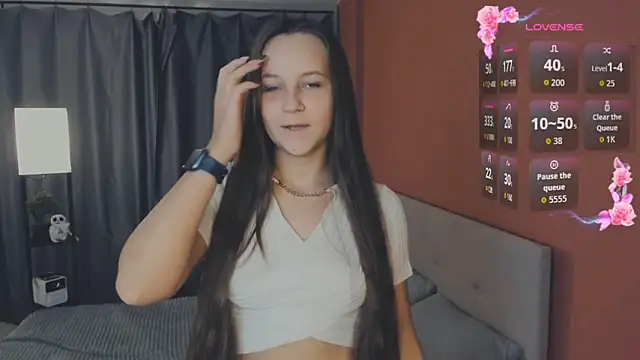 Snapshot of day_may chatting on December 3, 2025, 3:11 pm day may online show from December 3, 2025, 3:11 pm