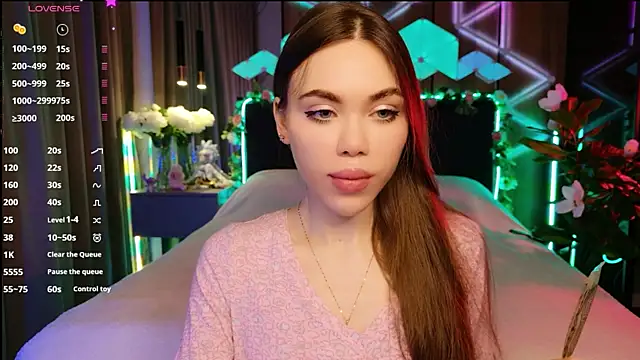 MimiFors online show from October 16, 2025, 5:54 pm