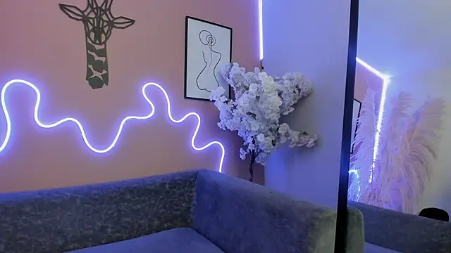 Maraia Ford online show from November 24, 2025, 8:20 pm