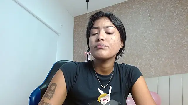 babilett online show from October 7, 2025, 11:55 am