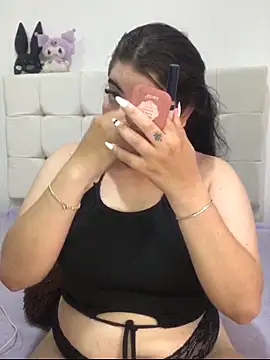 Kuromy x online show from April 18, 2026, 6:10 pm