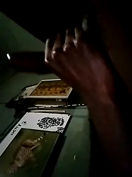 Snapshot of Bennteny67 chatting on November 21, 2025, 8:41 pm Bennteny67 online show from November 21, 2025, 8:41 pm