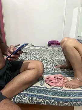 jully-jully online show from October 15, 2025, 4:55 am