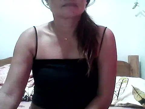 nathalie0045 online show from September 23, 2025, 6:59 pm