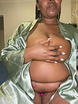 Snapshot of fatpussydallx chatting on April 22, 2026, 5:20 pm fatpussydallx online show from April 22, 2026, 5:20 pm