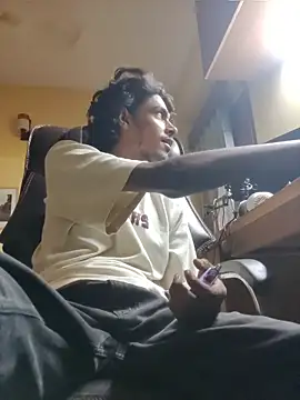 thecatfish online show from October 24, 2025, 2:05 pm