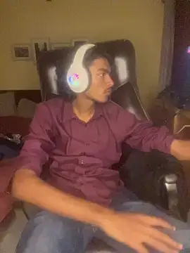 thecatfish online show from December 4, 2025, 5:23 pm