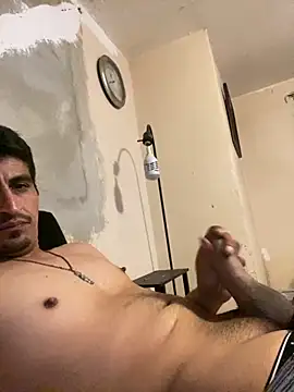 Snapshot of Arce92 chatting on October 6, 2025, 10:05 am Arce92 online show from October 6, 2025, 10:05 am