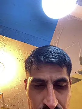 Snapshot of Arce92 chatting on November 24, 2025, 12:05 pm Arce92 online show from November 24, 2025, 12:05 pm