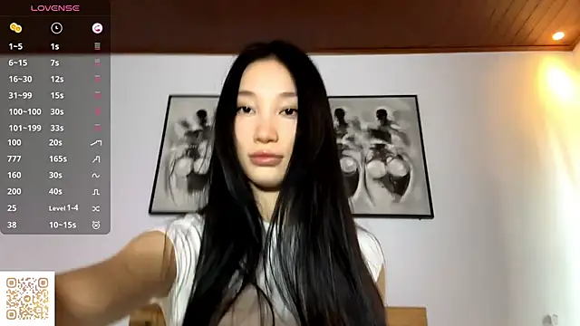 LezlieGreet online show from October 29, 2025, 4:55 am