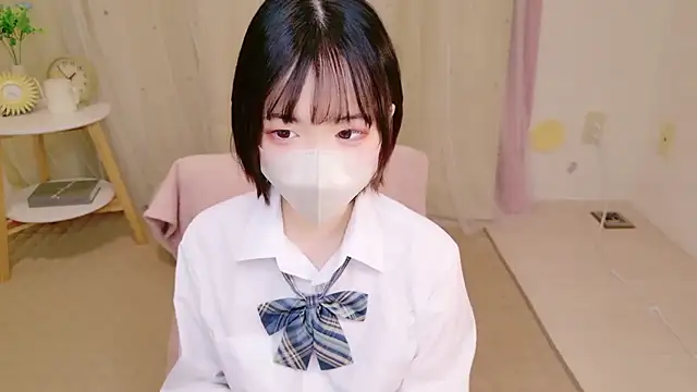 Snapshot of YUNOcha_oO chatting on November 15, 2025, 6:28 am YUNOcha oO online show from November 15, 2025, 6:28 am