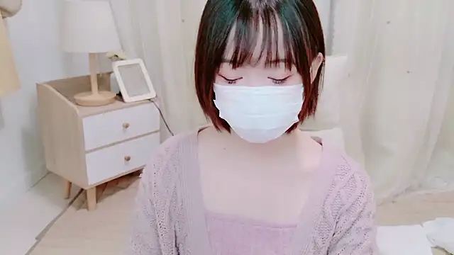 Snapshot of YUNOcha_oO chatting on November 7, 2025, 8:41 am YUNOcha oO online show from November 7, 2025, 8:41 am