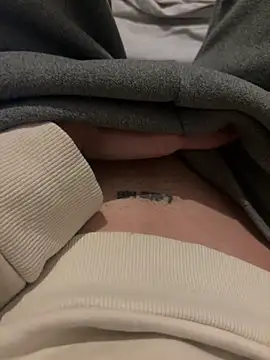 Snapshot of deeidnic chatting on November 7, 2025, 2:38 am deeidnic online show from November 7, 2025, 2:38 am