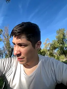 Snapshot of 9999Alez chatting on October 10, 2025, 7:47 pm 9999Alez online show from October 10, 2025, 7:47 pm