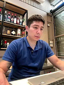 Snapshot of 9999Alez chatting on October 7, 2025, 7:37 pm 9999Alez online show from October 7, 2025, 7:37 pm