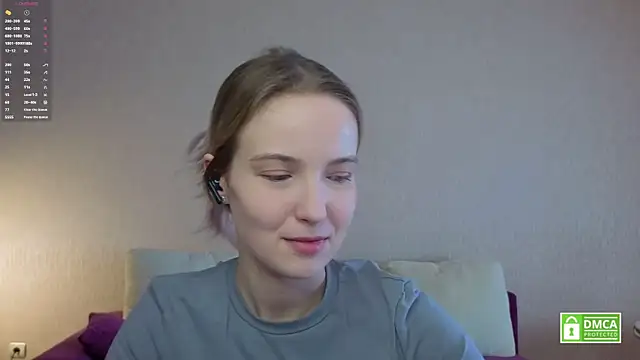 Snapshot of HongTomczak chatting on April 23, 2026, 7:37 am HongTomczak online show from April 23, 2026, 7:37 am