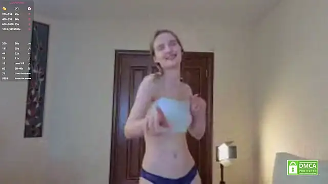 HongTomczak online show from July 14, 2026, 10:32 am