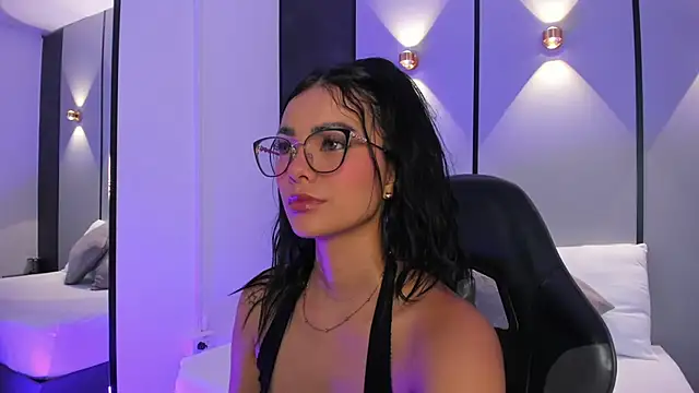 emily tolson online show from June 25, 2026, 7:19 pm