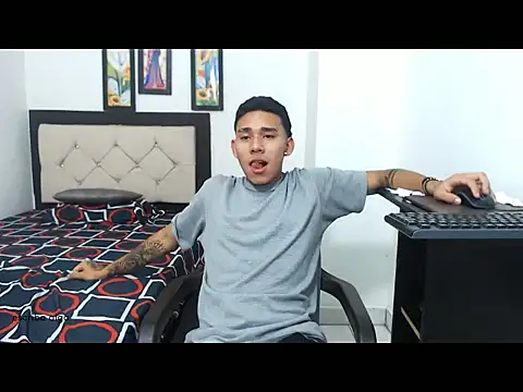 sebasbight online show from October 11, 2025, 4:24 am